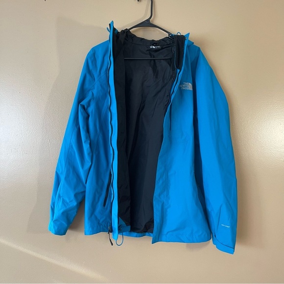 The North Face Men's Vibrant Blue Jacket size medium - Picture 8 of 10